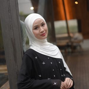 Zahra Luna Abaya secondary image
